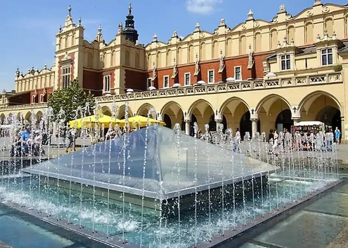 8 Min To Castel & Main Square